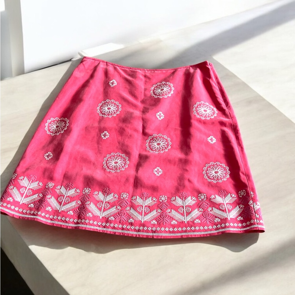 Sigrid Olsen Coral White Embroidered Floral A-Line Skirt.